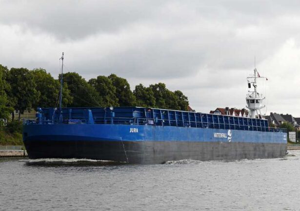 Barge Jura